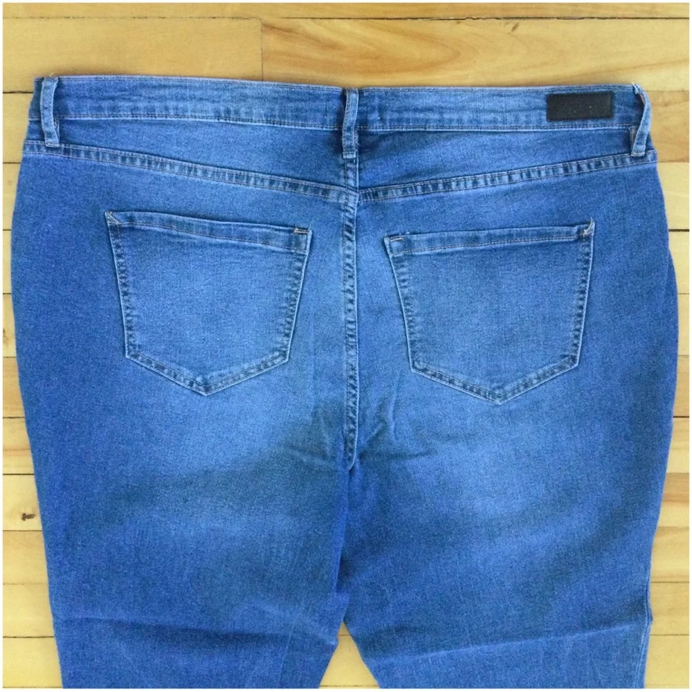 NICOLE MILLER New York Nolita Boyfriend Jeans Women's Plus 18 Medium Wash – EUC - Picture 7 of 13